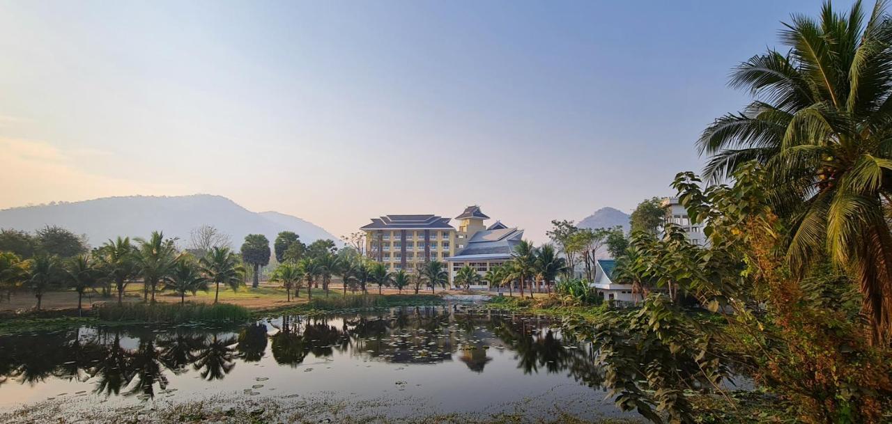 Phu Pha Phung Resort Suan Phueng Extérieur photo