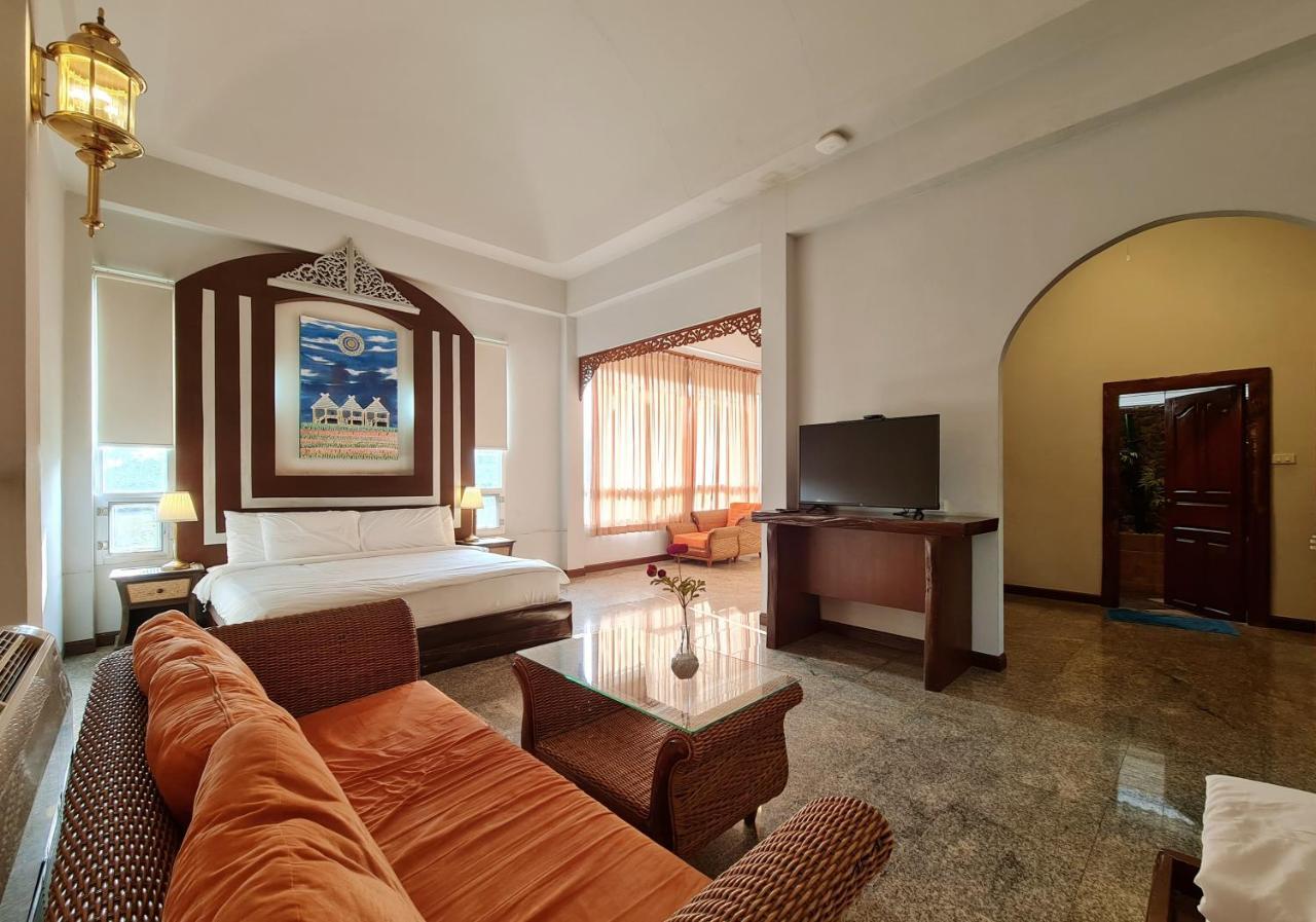 Phu Pha Phung Resort Suan Phueng Extérieur photo